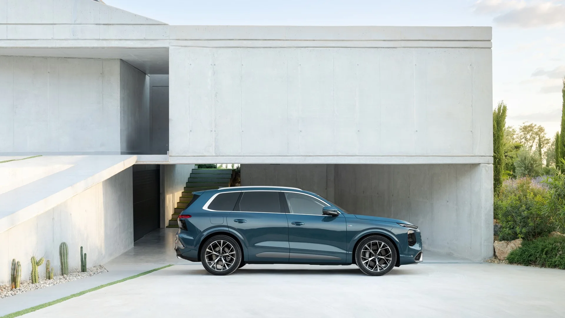 The Third-Generation Audi Q7 unveiled