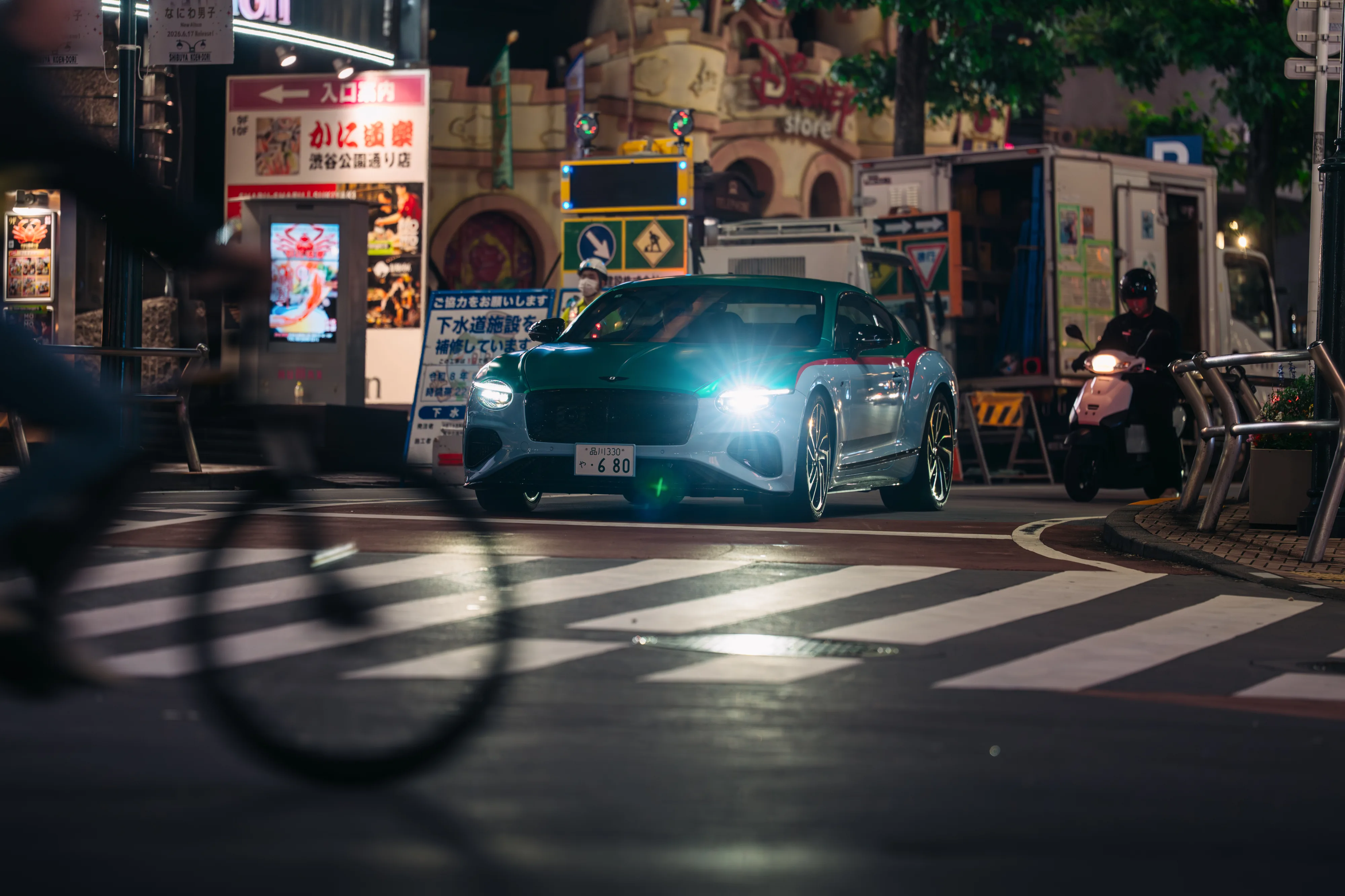 Bentley lights up Tokyo Tower Green to mark Continental GT S and Supersports Japanese debuts