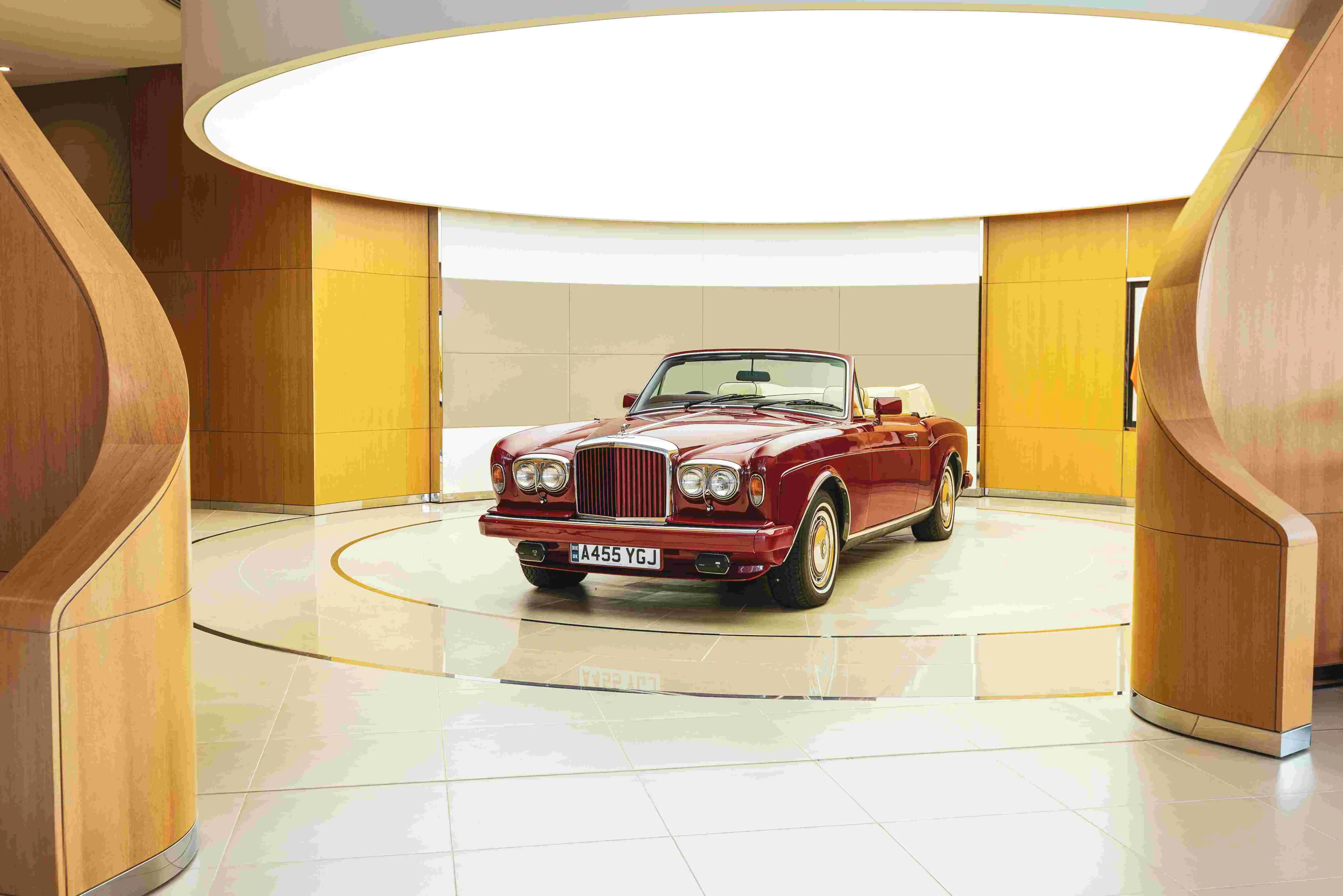 Bentley Opens Crewe Visitor Centre to Public with Guided Tours