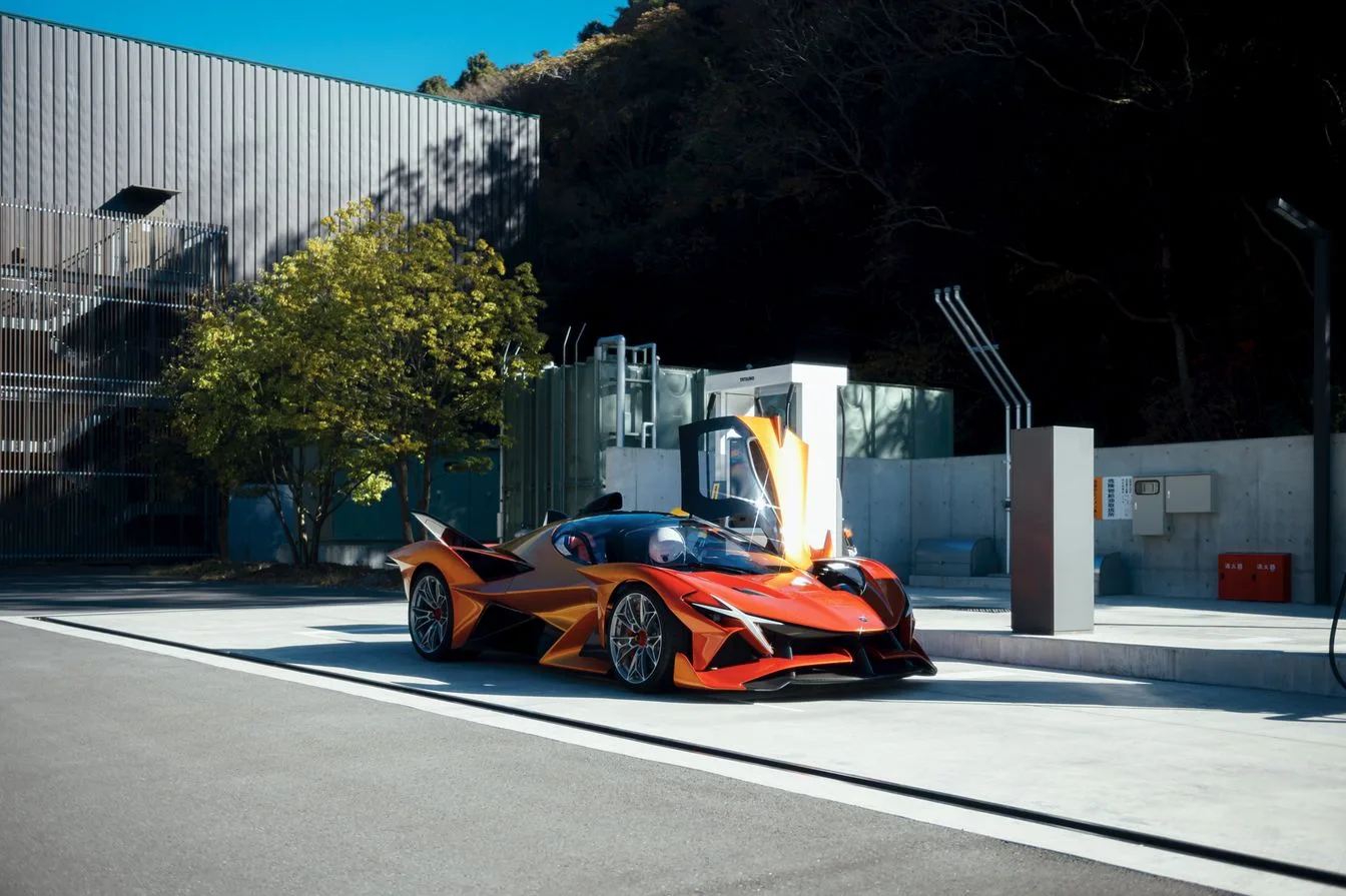 The Apollo EVO 'Caribbean Dragon' - Batman's Ride Unveiled at Goodwood