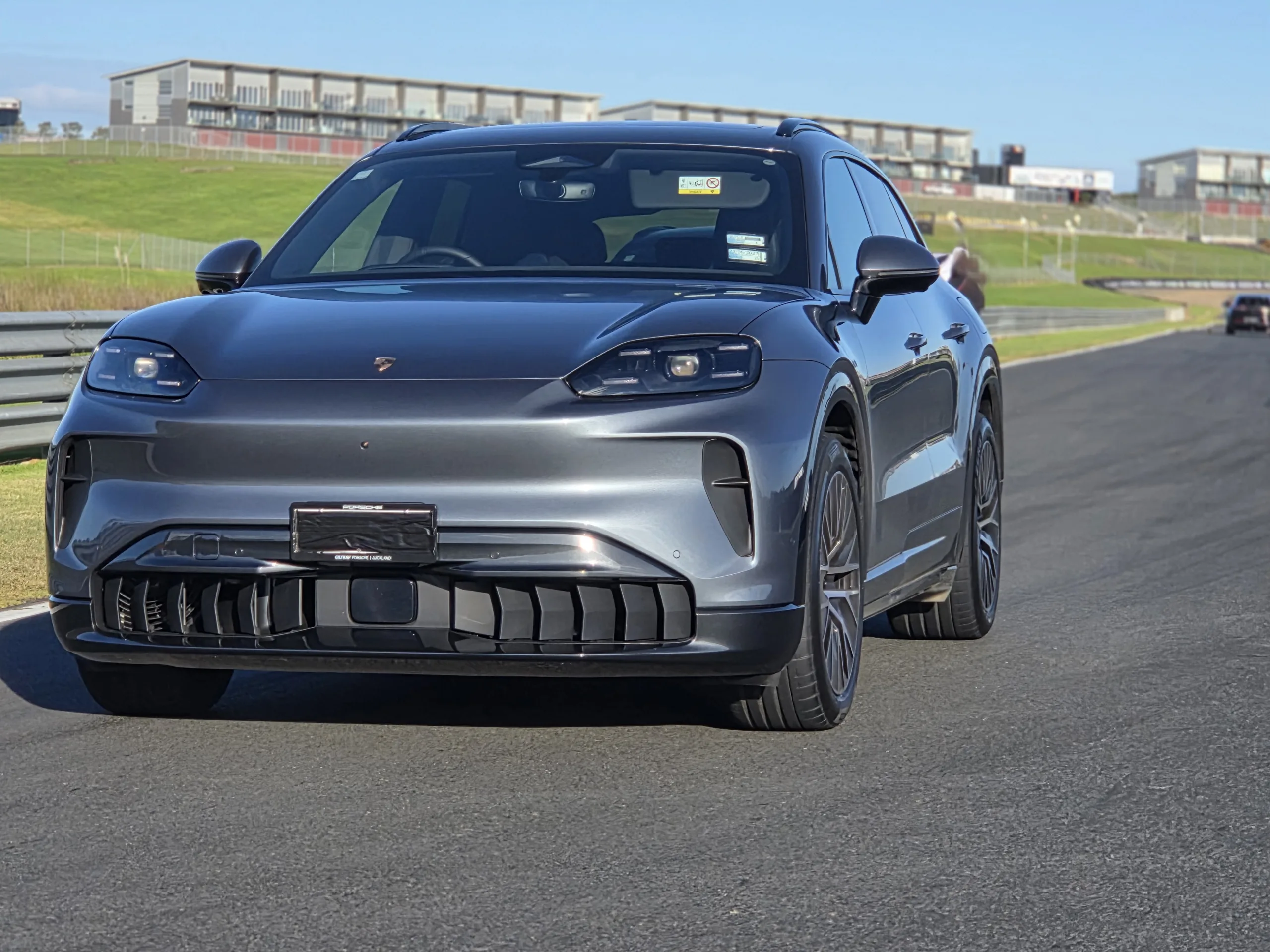 Porsche Cayenne Electric ‘Teaser Time’ At Hampton Downs