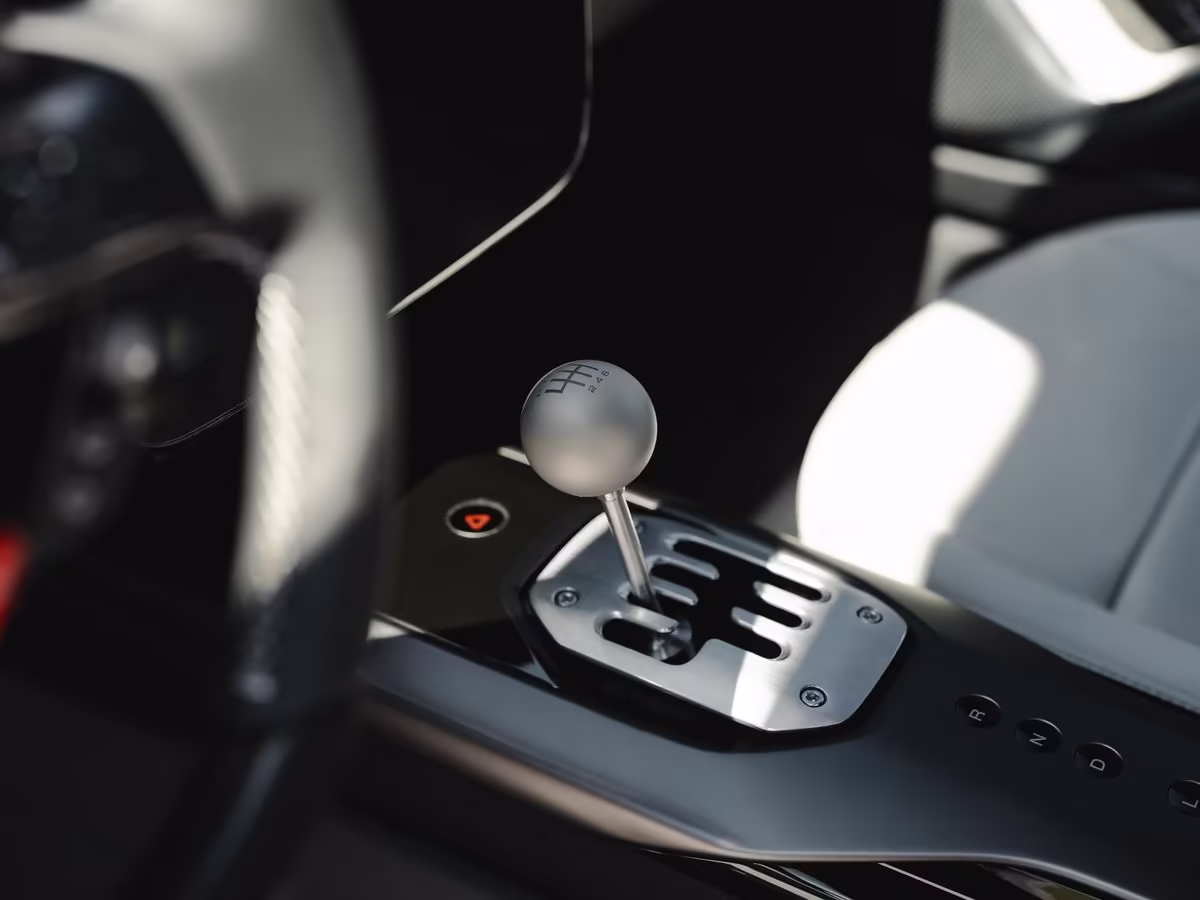 Ferrari Returns to the Manual Gearbox with Limited 12Cilindri Manuale