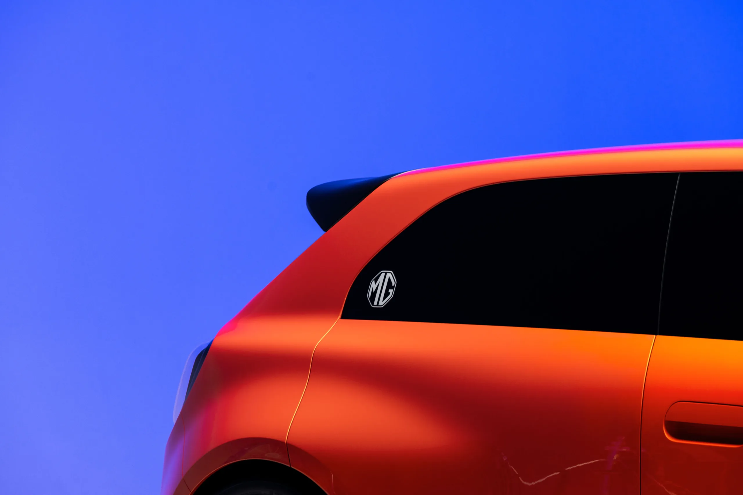 MG Electrifies Goodwood With Two Sunning Concept Cars