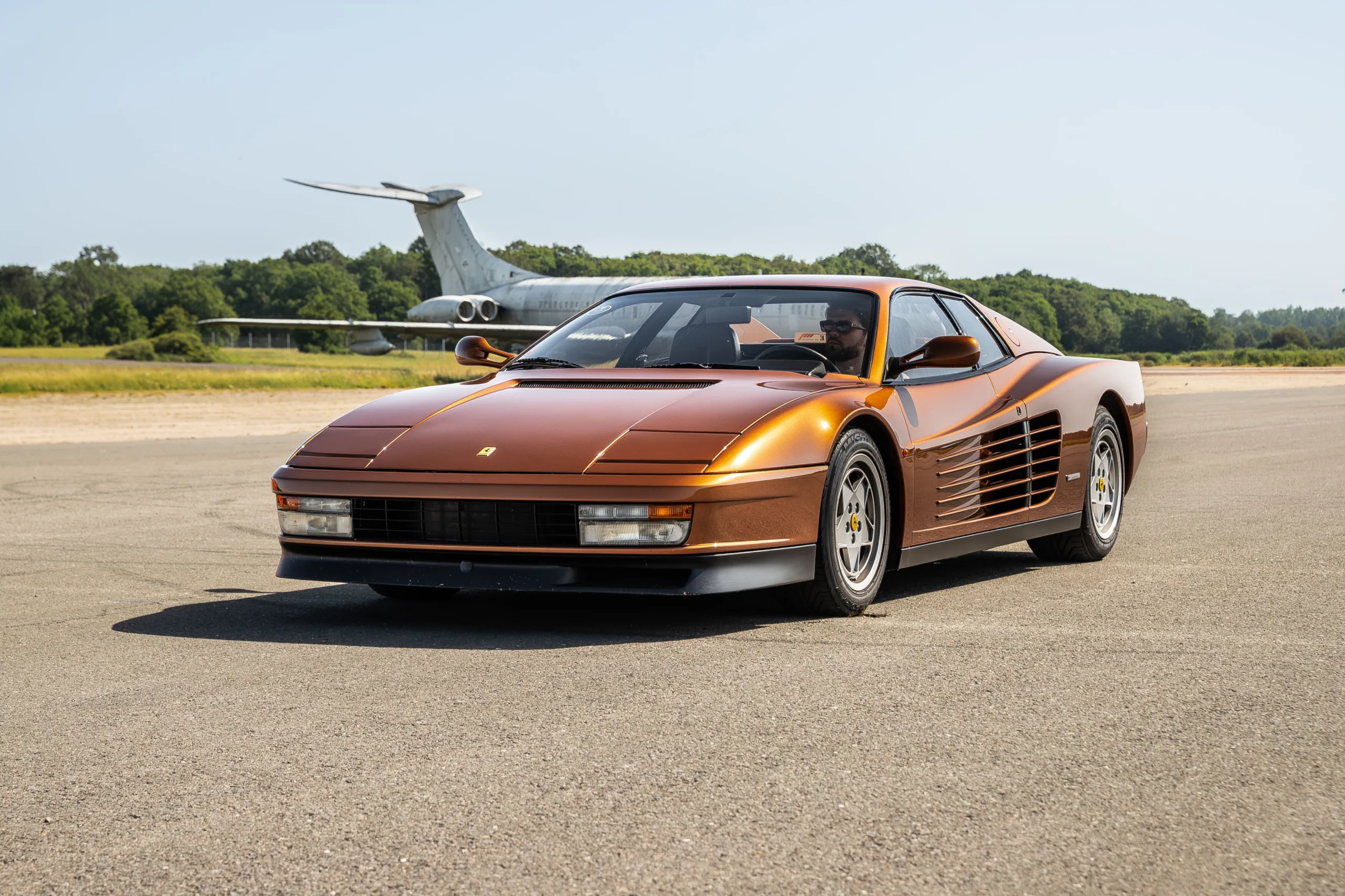 Škoda Elroq vRS vs 1980s Supercars