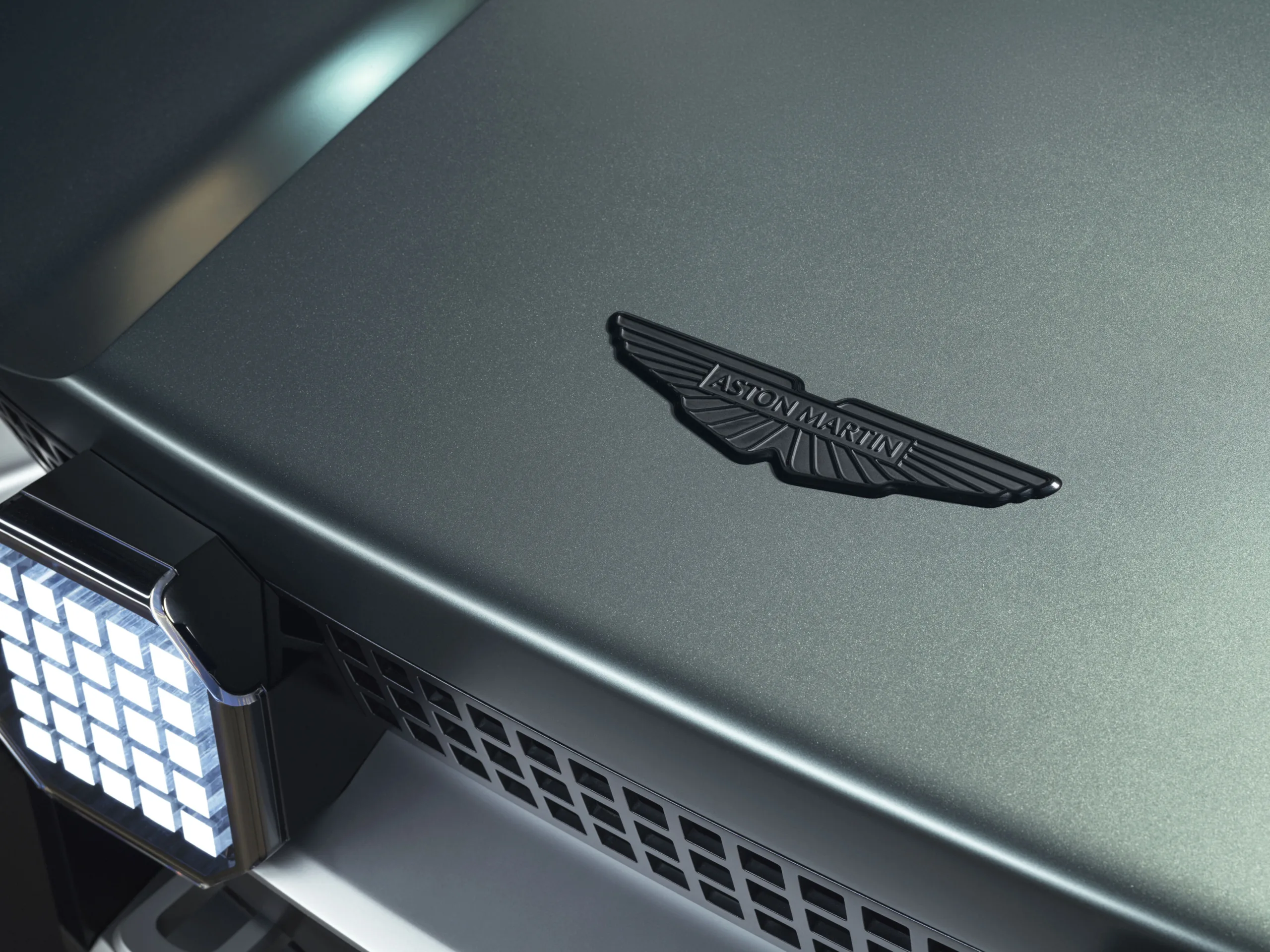 The Aston Martin Dreadnought - Digital Luxury Meets Virtual Combat