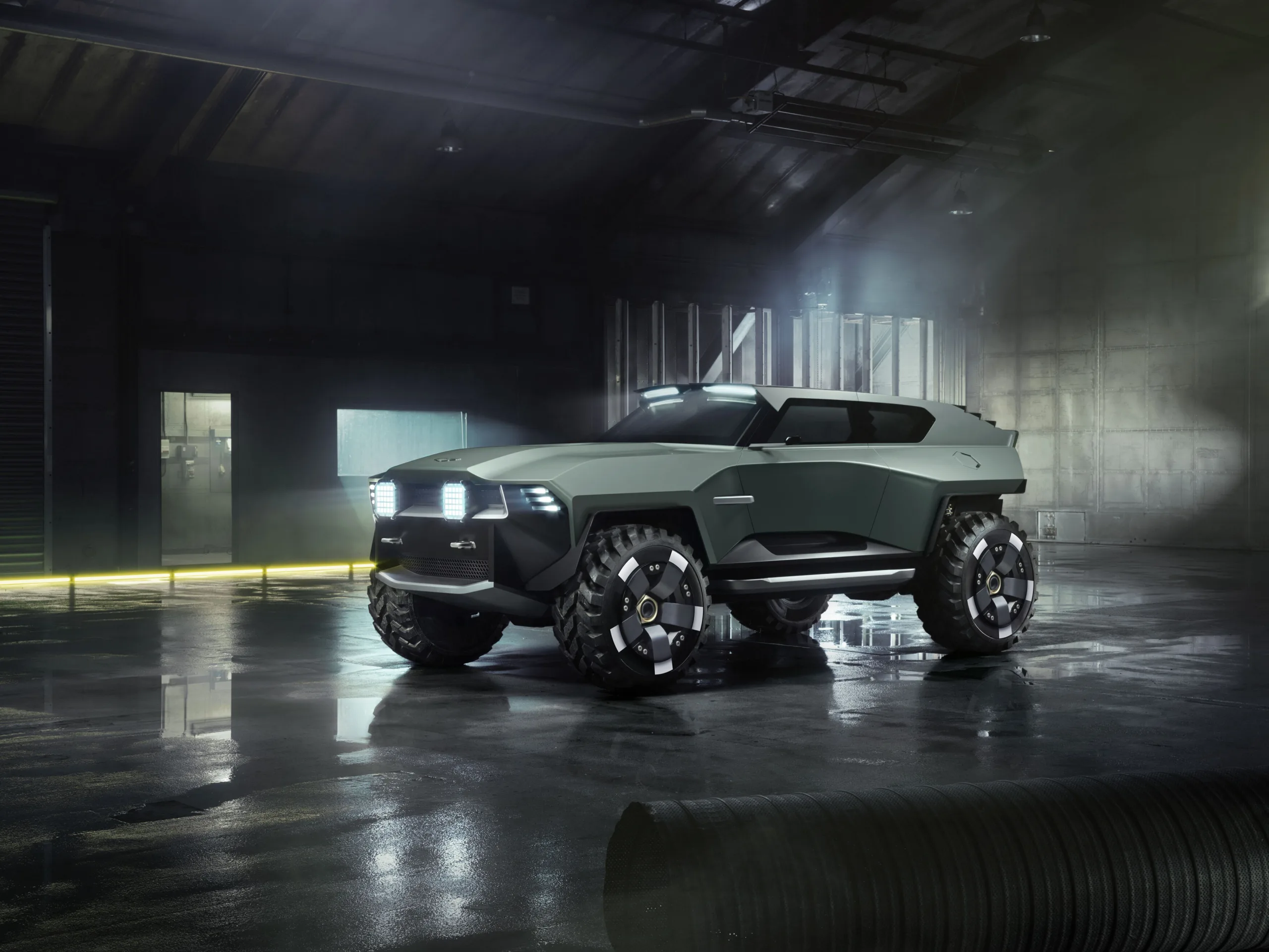 The Aston Martin Dreadnought - Digital Luxury Meets Virtual Combat