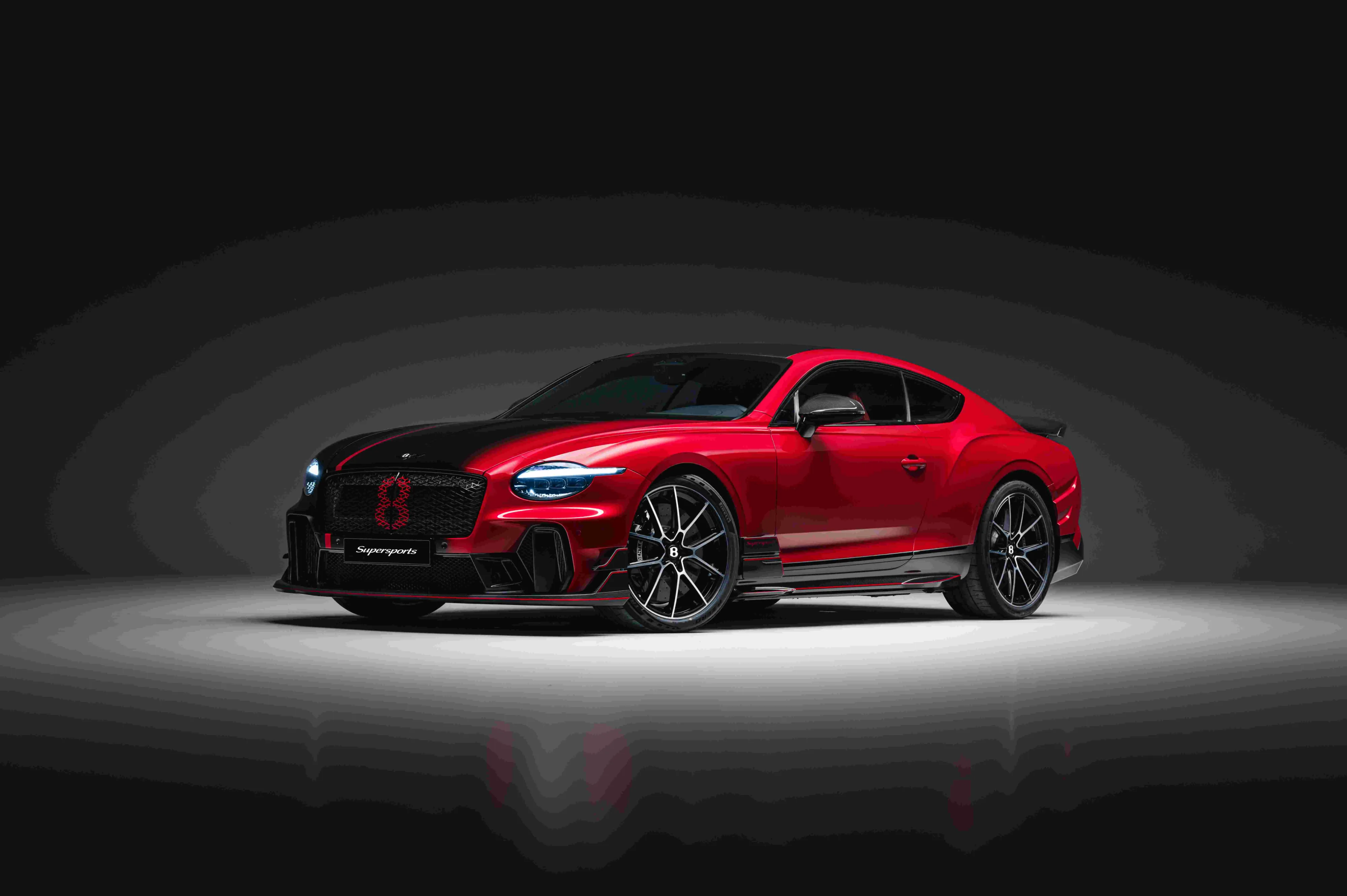Bentley Mulliner Introduces Side-to-Side Paint Fade Exclusively for Supersports