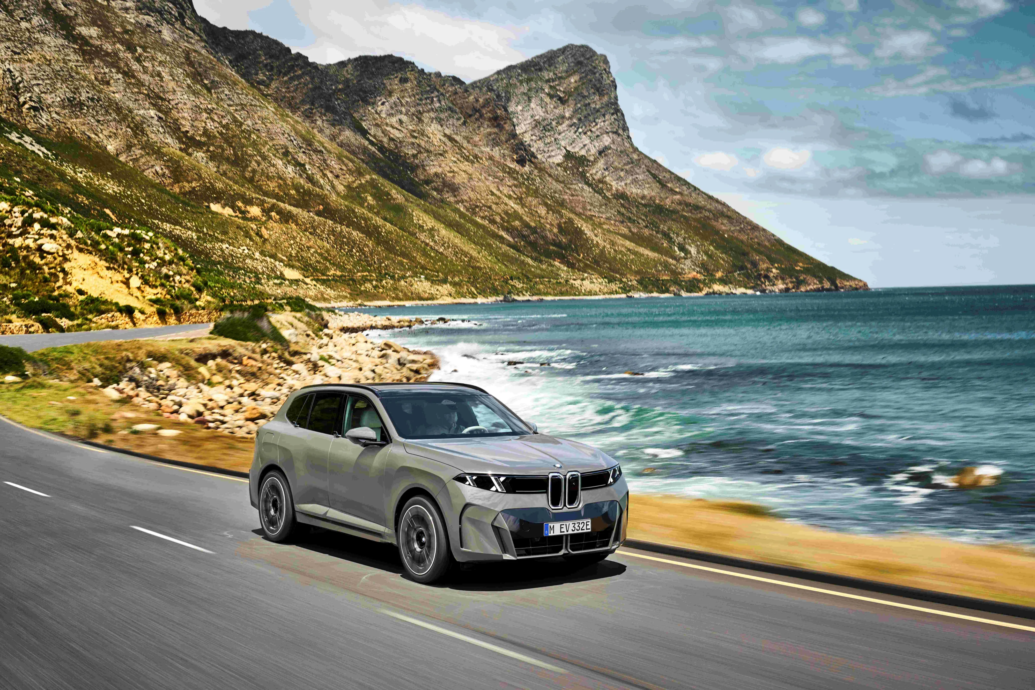 BMW Reinvents the X5 With Neue Klasse Design and a Pure-Electric Option for the First Time