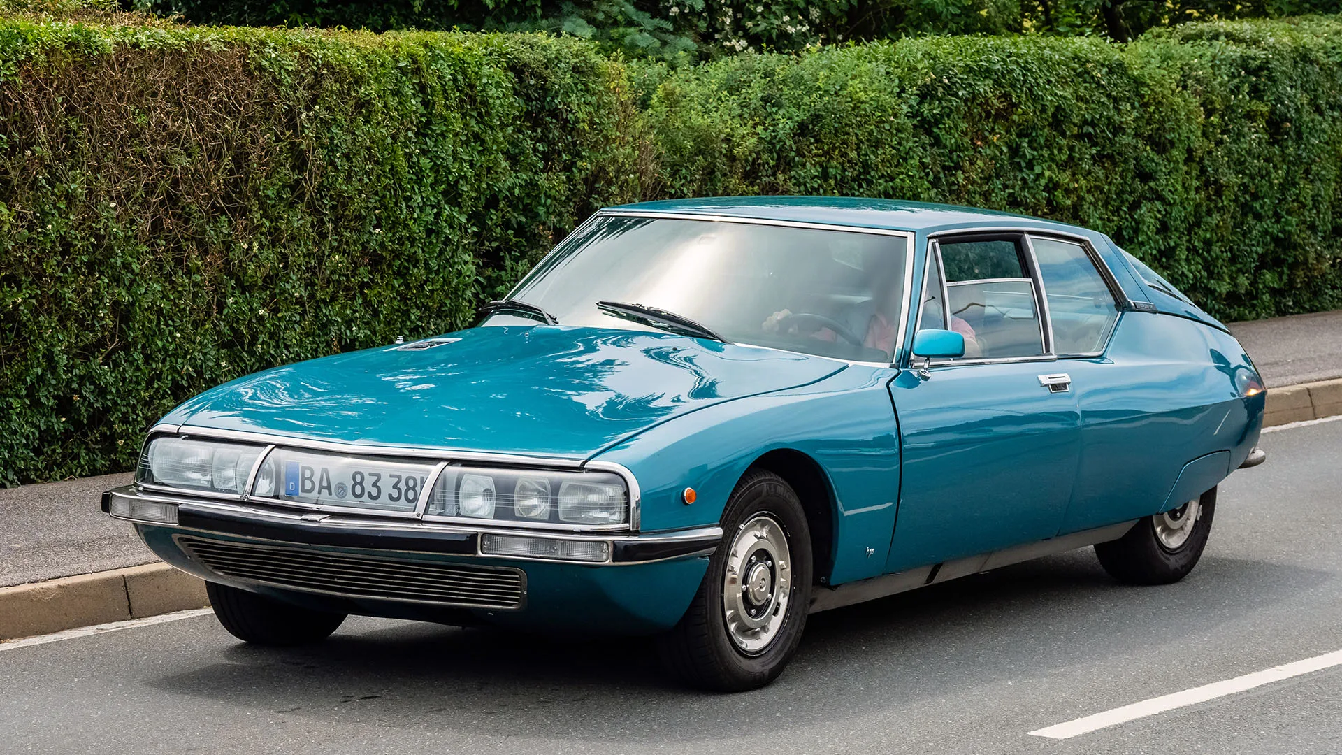 Citroen SM: Today's Cardle of the Day Is a French Masterpiece Worth Waiting For