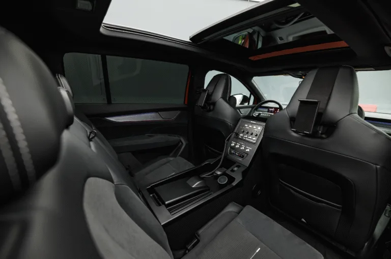Škoda Peaq Takes Over as Tour de France Race Director's Car for the First Time