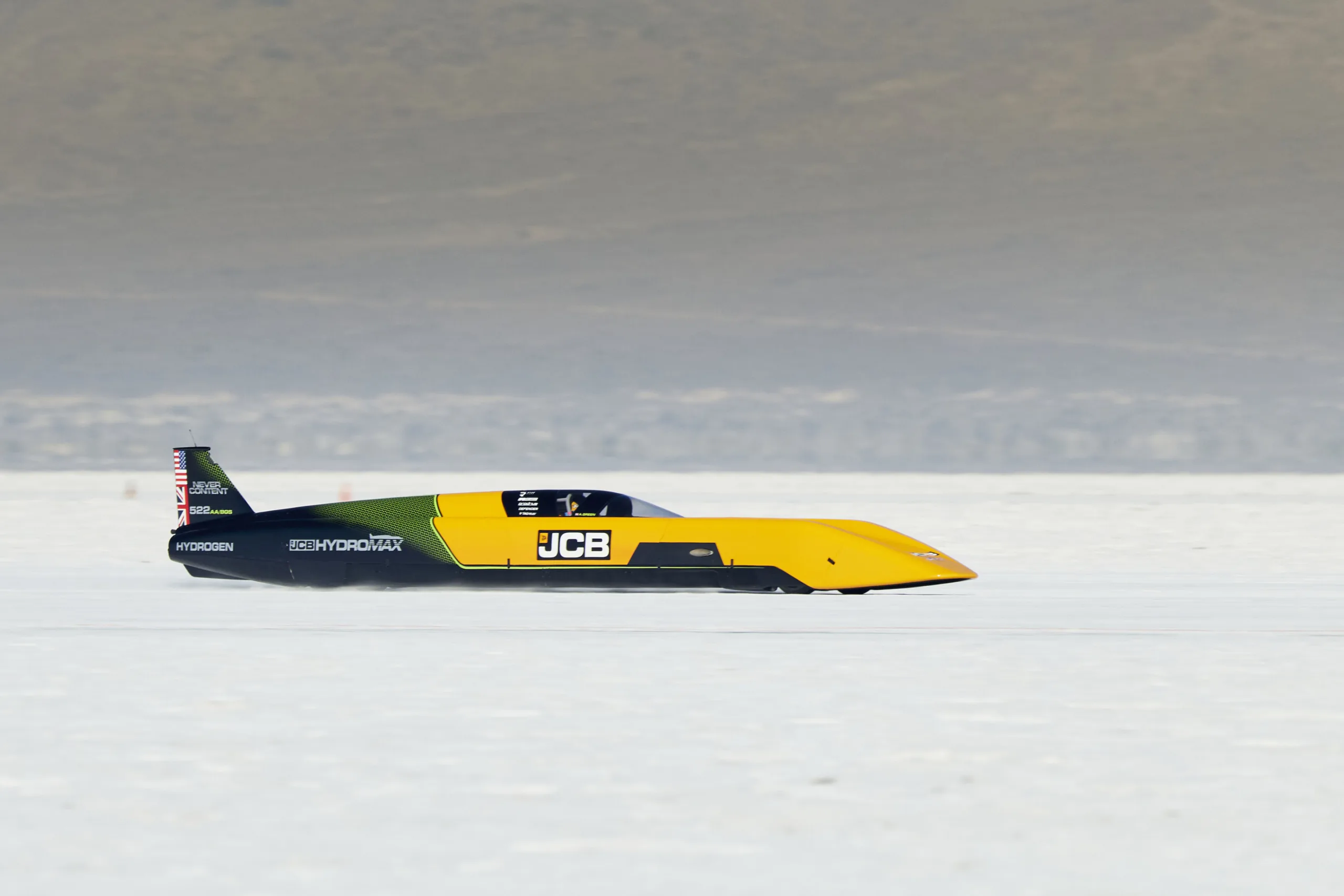 Recording 368.347mph - JCB Hydromax Smashes Speed Record