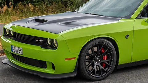 Cardle of the Day: The Dodge Challenger Hellcat Roars Into Sunday