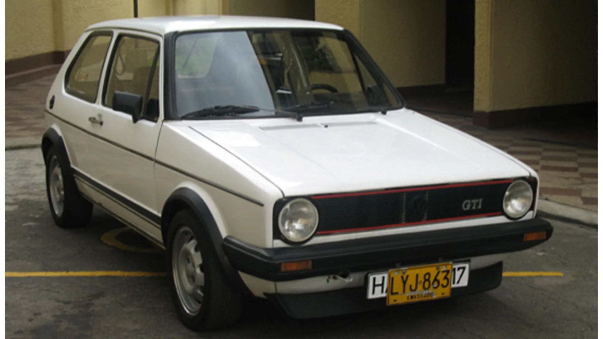 Cardle of the Day: The Volkswagen Golf GTI Mk1 That Started Everything
