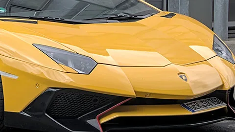Cardle of the Day: The Aventador Keeps Its Secrets Until the Very End
