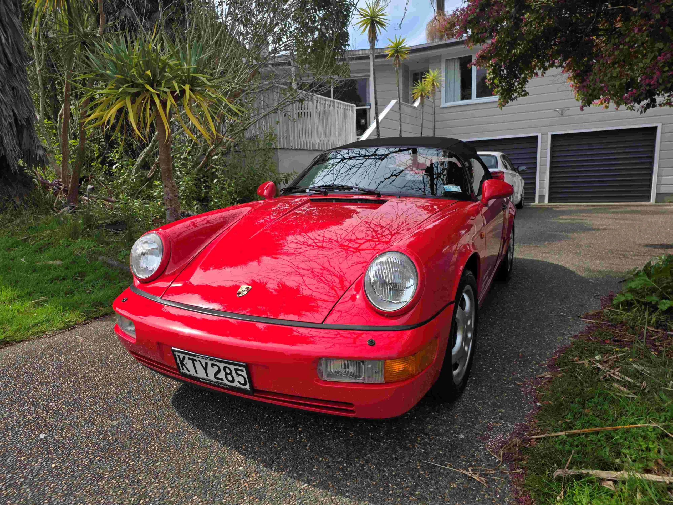 50 Years of Porsche in New Zealand - From a Grumpy Speedster to a Viaduct Full of Legends