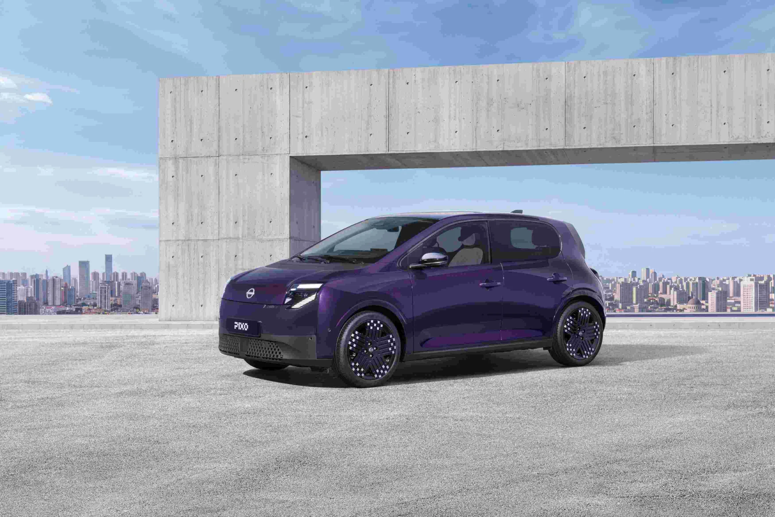 Nissan PIXO - The Electric City Car That Actually Gets City Living
