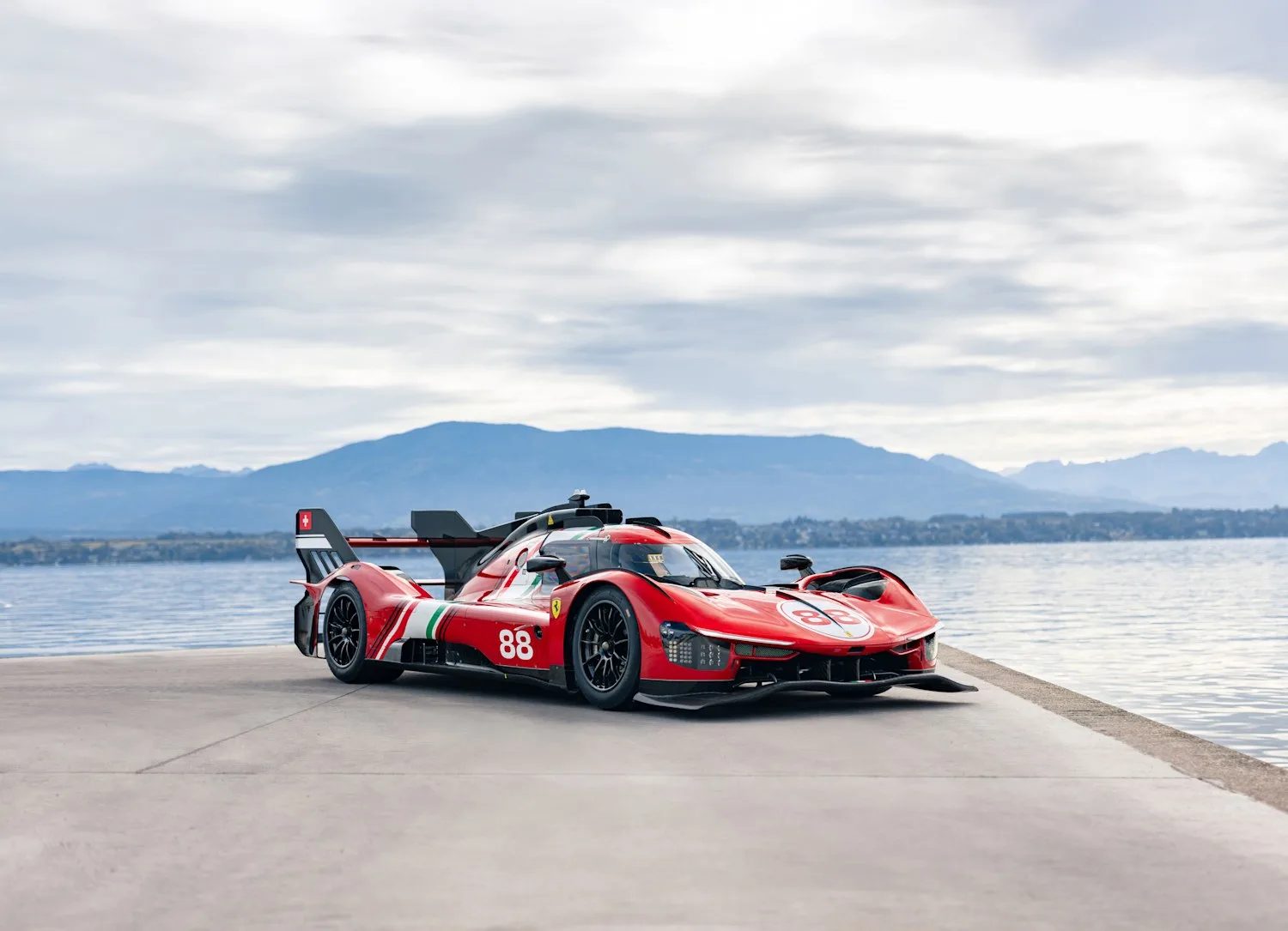 2024 Ferrari 499P 30