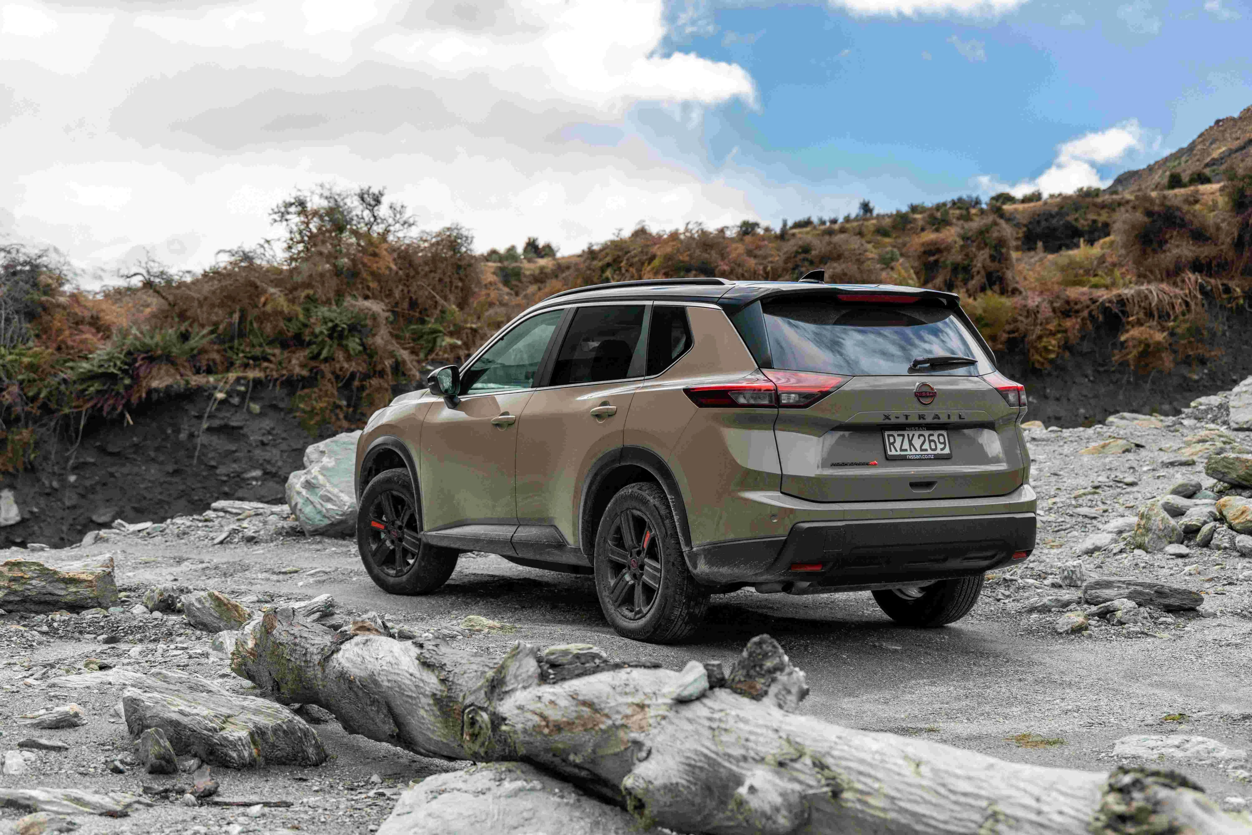 Nissan X-TRAIL Celebrates 25 Years with Bold New Rock Creek and 2WD ePower