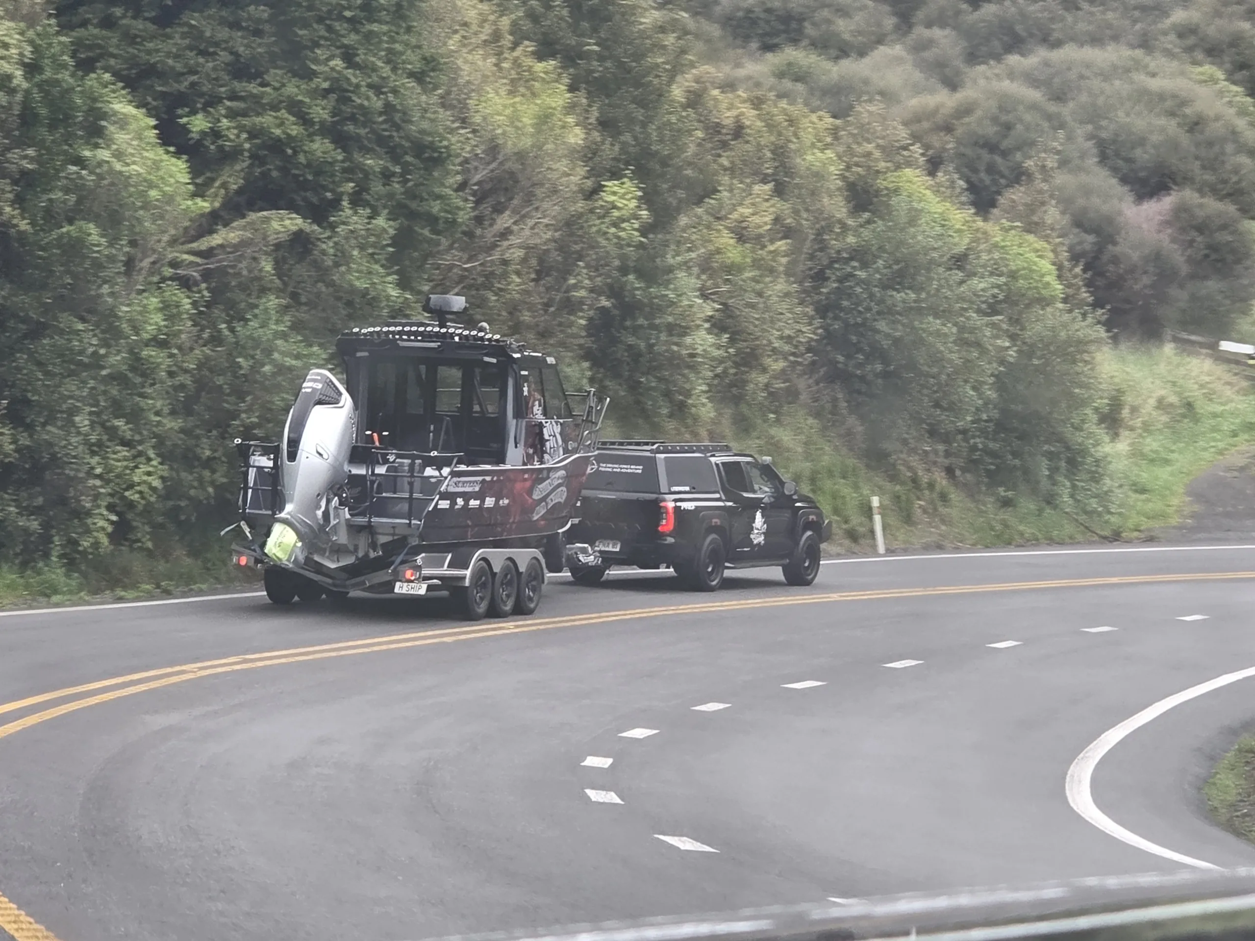 HOLY SHIP! We Tow Fishing and Adventure’s Big Boat with a Nissan Navara