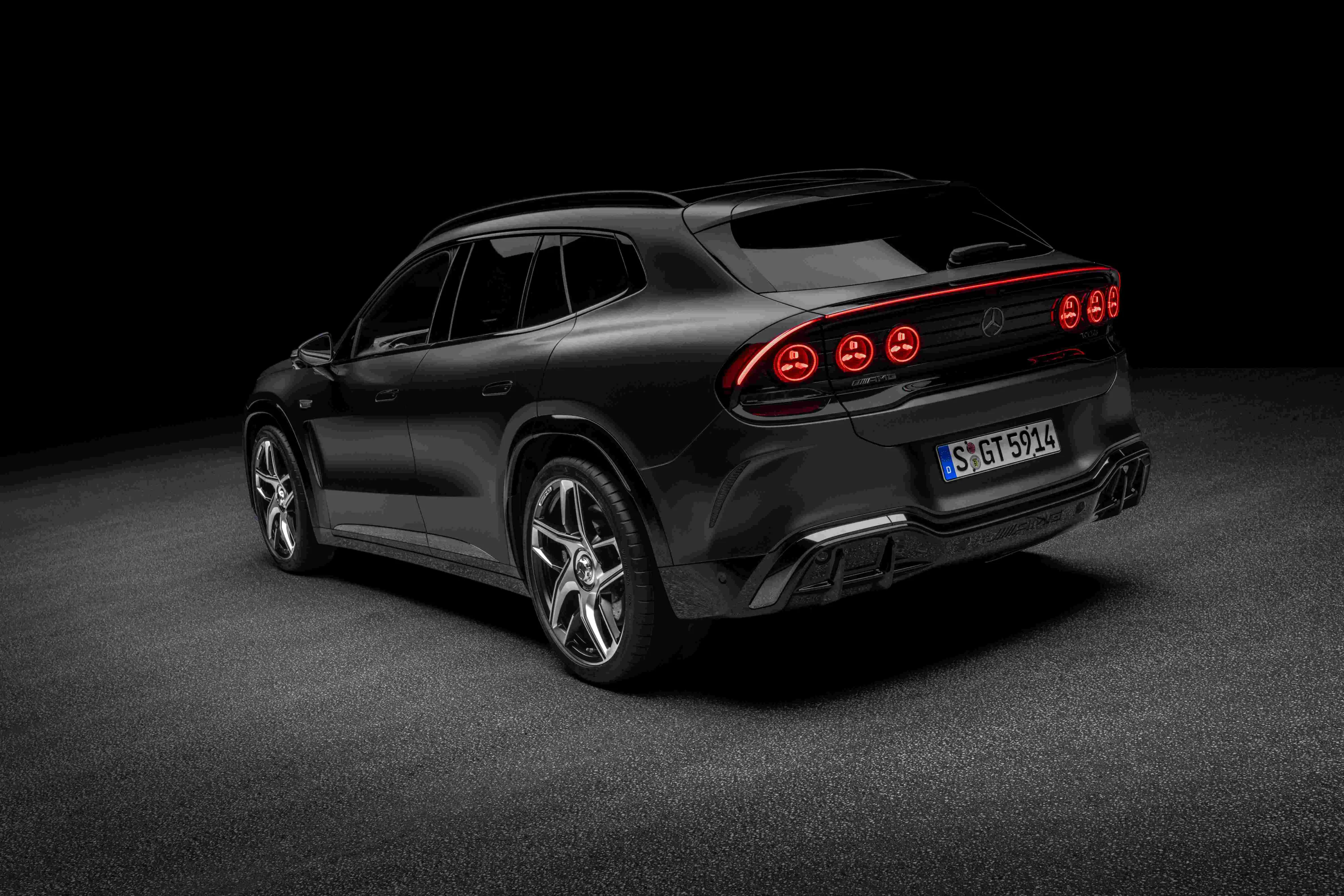 Mercedes-AMG GT SUV - 1,169hp, 800-volt tech and a whole lot of attitude