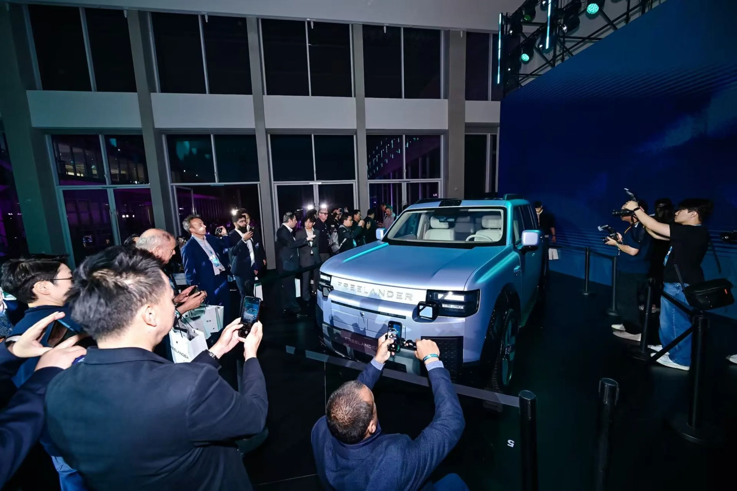FREELANDER is Coming Down Under and Here's what we 'Discovered'