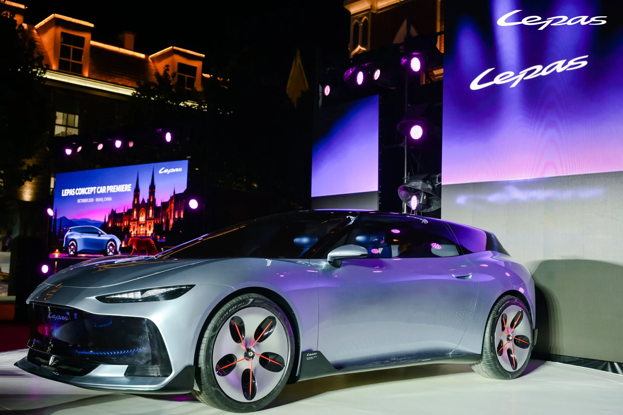 Lepas AURA Concept – A New Breed of Leopard Is on the Prowl