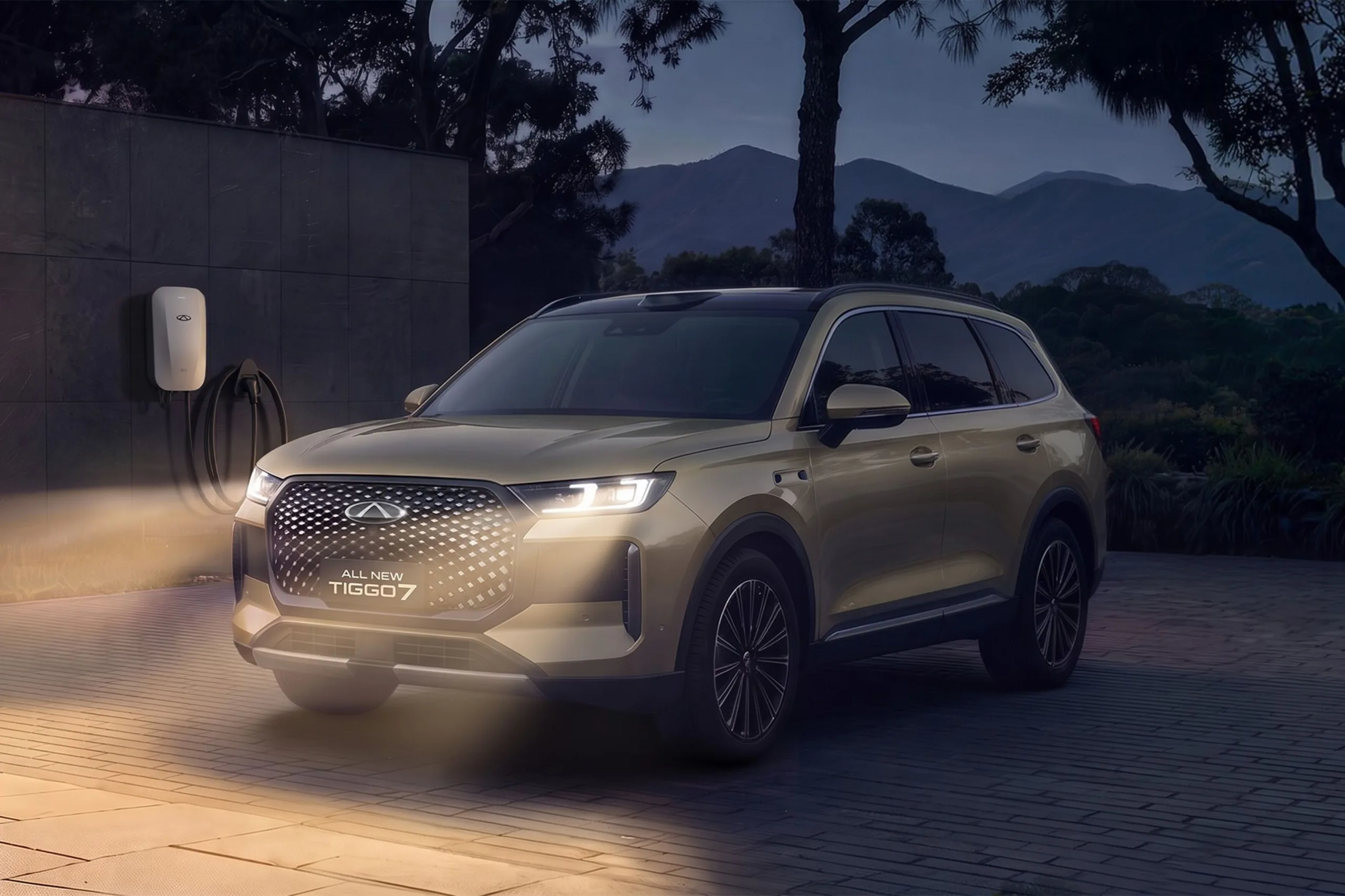Chery Unveils Two New SUVs as Family Takes Centre Stage