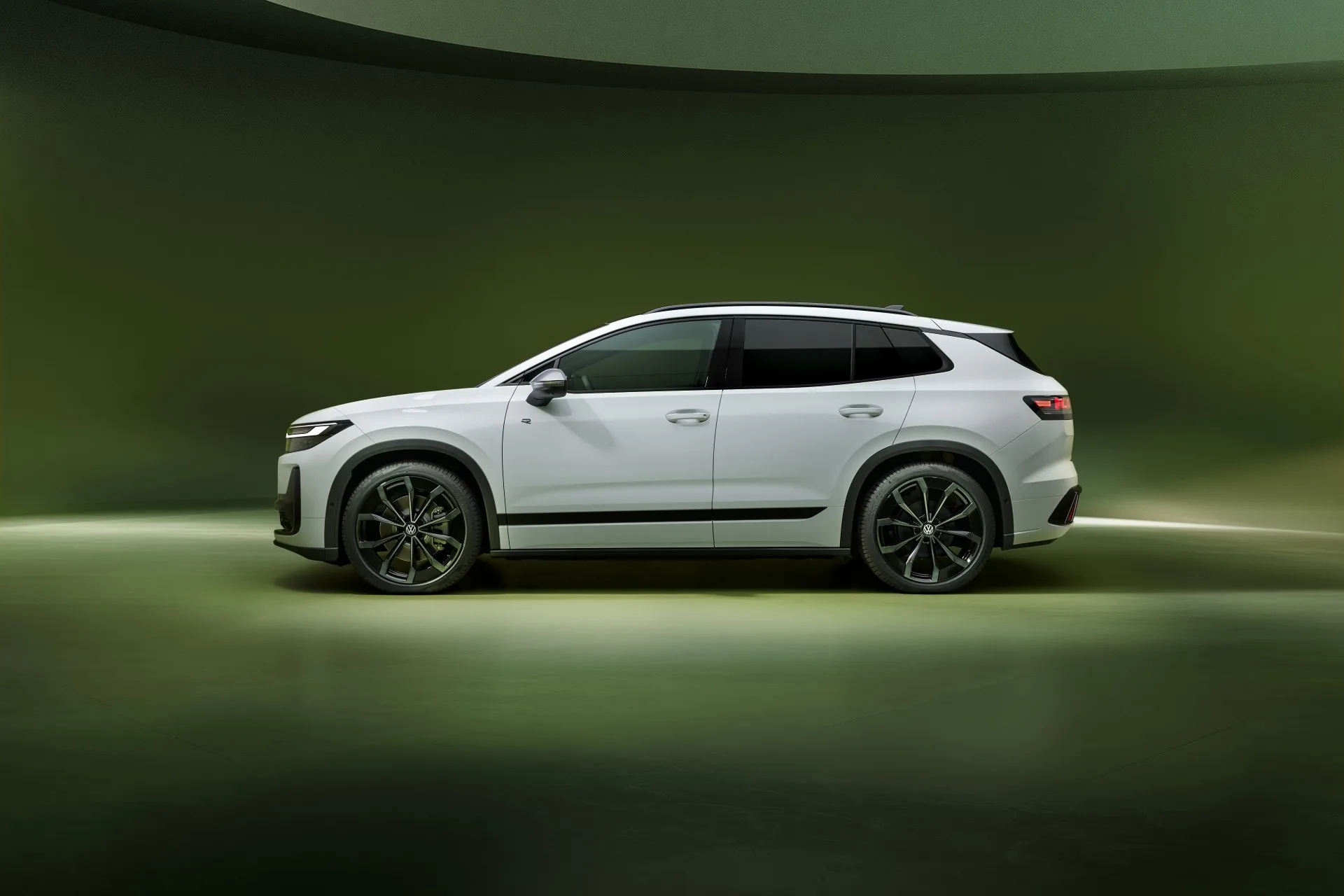 Volkswagen ID. Tiguan Is Coming to NZ – And It Could Change the Electric SUV Game