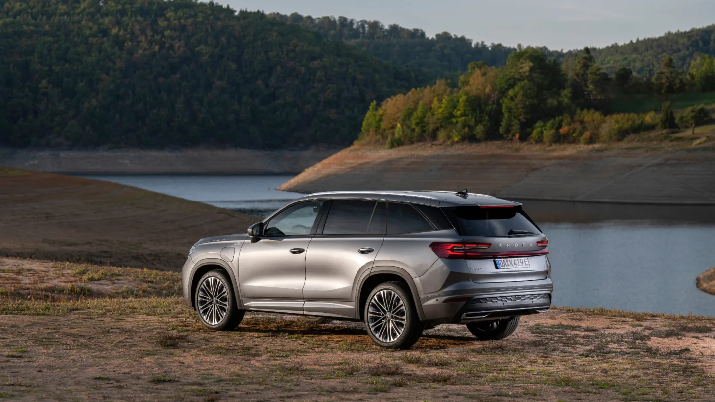 Škoda Marks 10 Years of the Kodiaq With a 200kW Plug-in Hybrid and Laurin & Klement Trim
