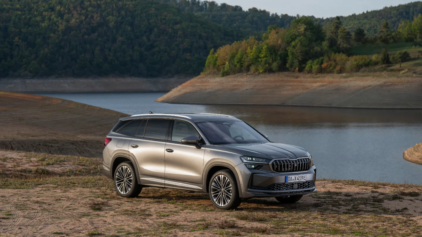 Škoda Marks 10 Years of the Kodiaq With a 200kW Plug-in Hybrid and Laurin & Klement Trim