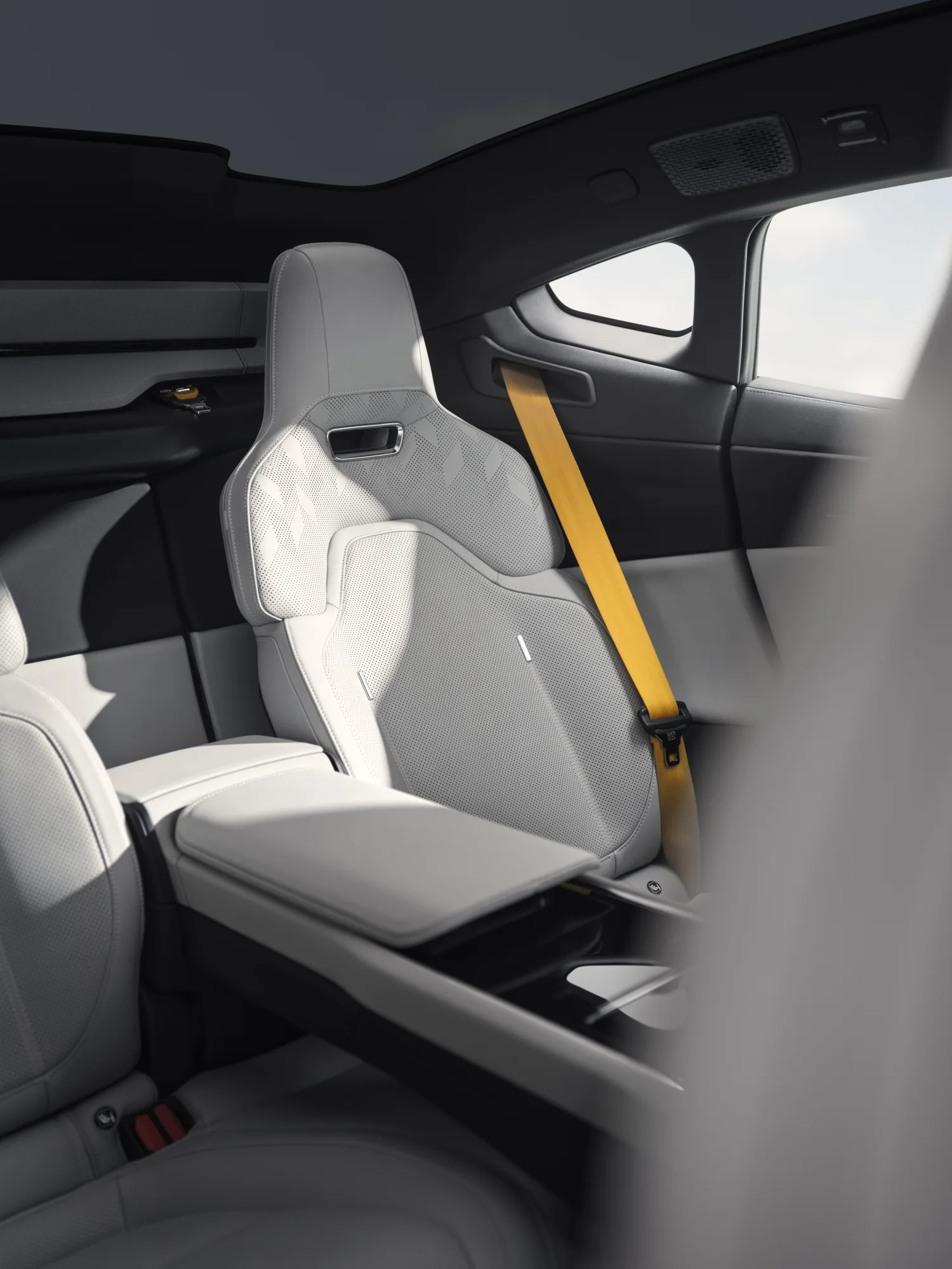 Polestar 5 vs Jaguar Type 01 - Who Wears 'Super Saloon' Better?