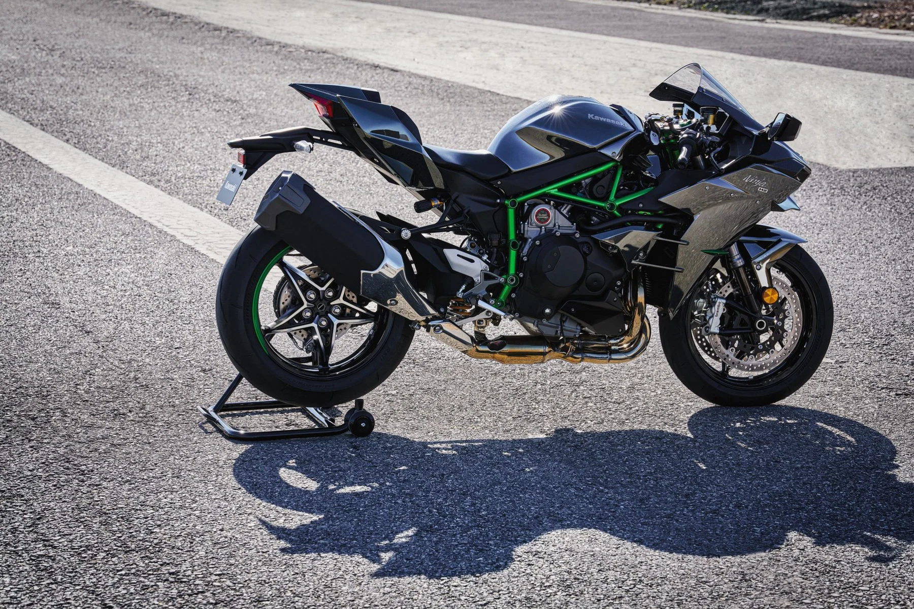 Kawasaki Brings the Ninja H2 Back to Europe and the UK With a Reworked Supercharged Engine