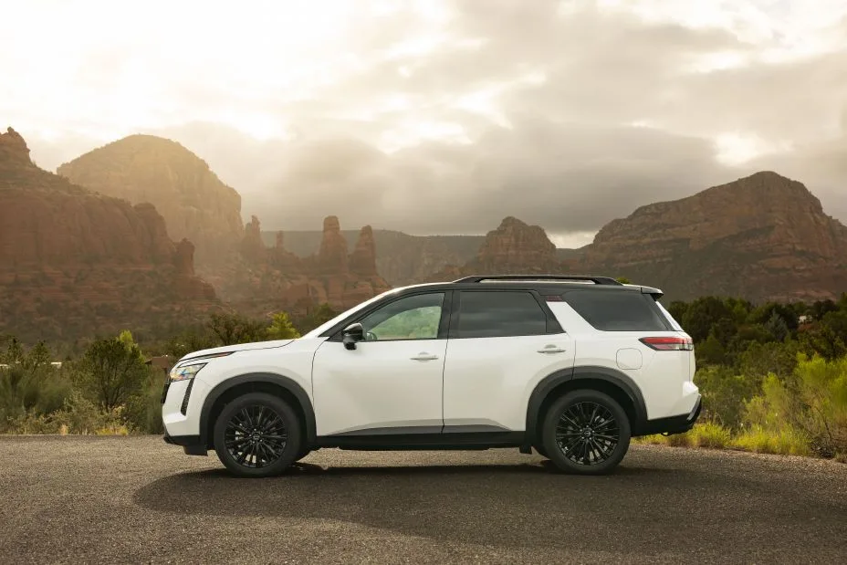 Nissan Marks 40 Years of the Pathfinder With a Heritage-Themed Special Edition